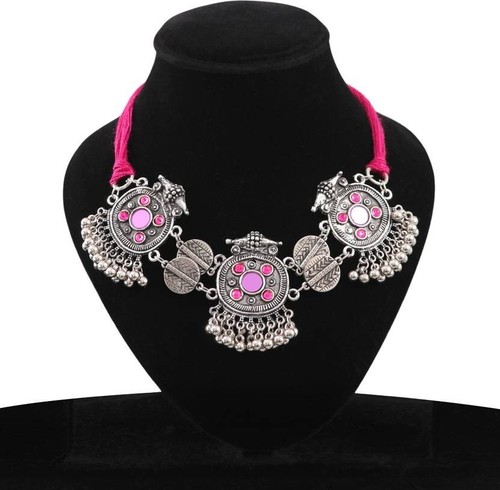 Collana etnica tribale fatta - , a