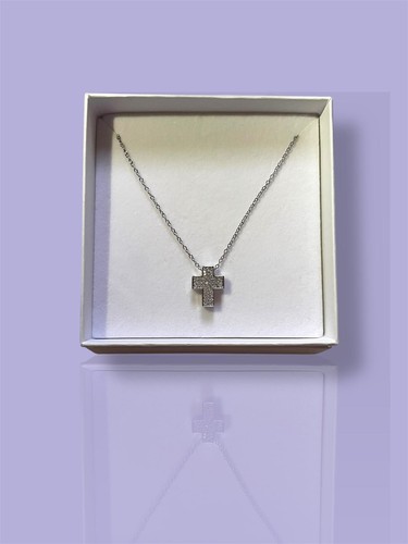 Collana con ciondolo - a, forma