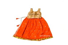 Arancione Lehenga Choli, Set