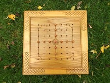 HNEFATAFL / TAWBWRDD /