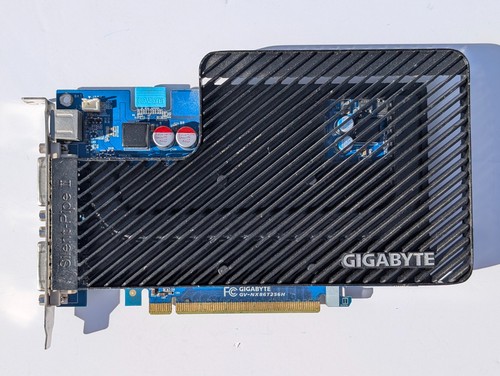 Gigabyte geforce 8600 256 - gigabyte,