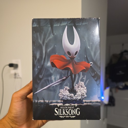 Statua action figure - , calabrone