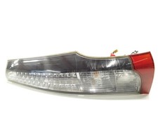 8330A212 LUCI POSTERIORI DESTRA / 2147221 PER MITSUBISHI GRANDIS NA0W 2.0 DI-D