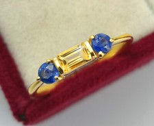 Anello con pietre preziose