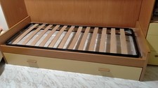 letto singolo con letto