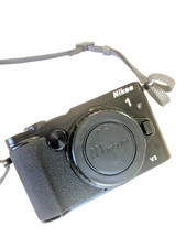 nikon 1 v3 - Black Mirrorless