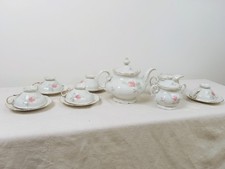 Servizio da té in porcellana