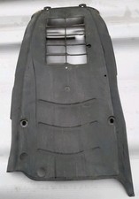 Suzuki Carena Sottopedana