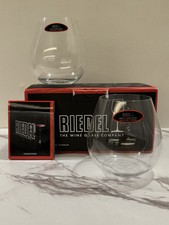 REIDEL PINOT/NEBBIOLO STEMLESS