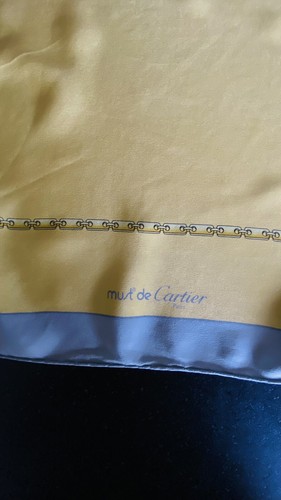 Magnifique foulard carré - magnifique,