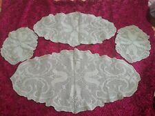 Centri Fatti a Mano Al Filet