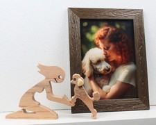 Statuina cane ragazza e