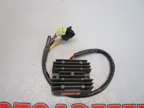 Regolatore tensione - regolatore,