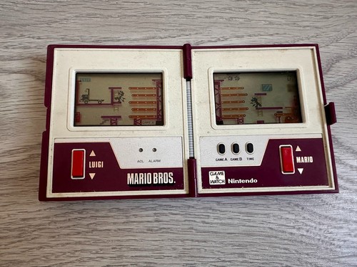Nintendo game watch - nintendo,