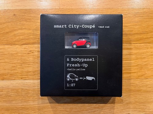 Modellino auto smart city