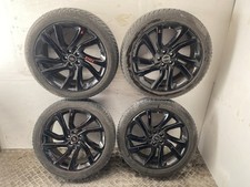 B2882 4 cerchi 20 neri Land Rover Discovery Sport L550 gomme 245 45 R20