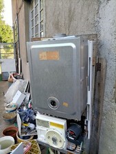 CALDAIAA RIELLO NUOVA