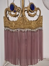 Elegante lampadario d'epoca Liberty, realizzato in ottone dorato e Vetro 