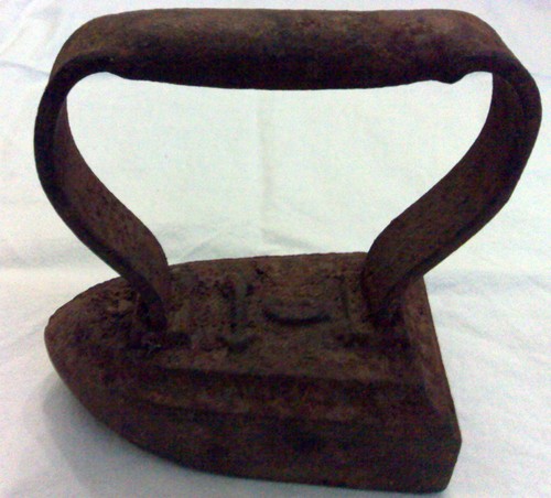 Antico piccolo ferro da - piccolo,