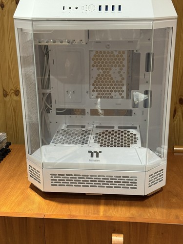 The tower 600 - ,