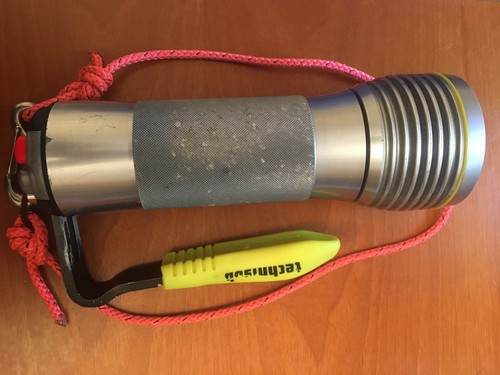 Torcia subacquea marca