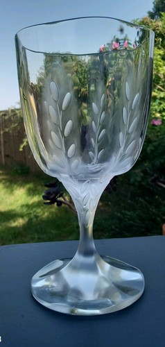 Vaso calice lalique - lalique, france