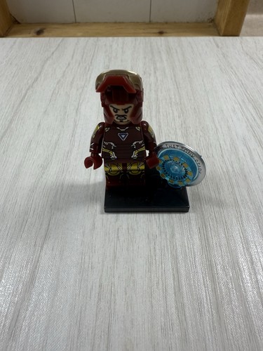 Marvel iron man minifigure - man,