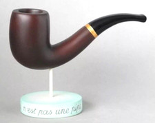 Statuina La Pipa Magritte