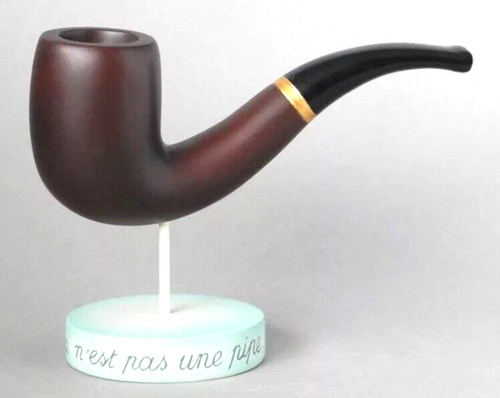 Statuina pipa magritte - la,