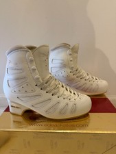 Edea Piano Ice Skates 245B