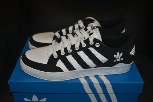 Adidas hardcourt basse nuove