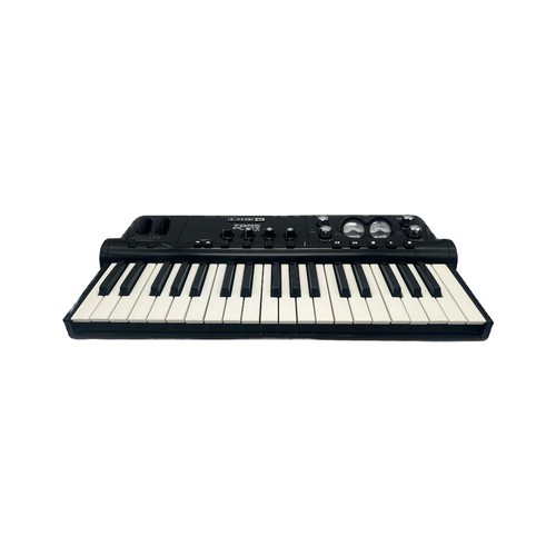 Line6 tone port kb37 - line6,