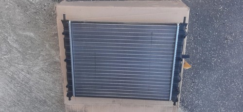 Radiatore motore valeo - radiatore,