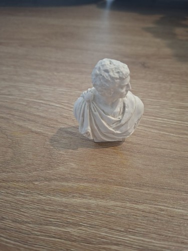 Statua imperatore romano
