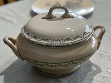 Antica zuppiera in ceramica /
