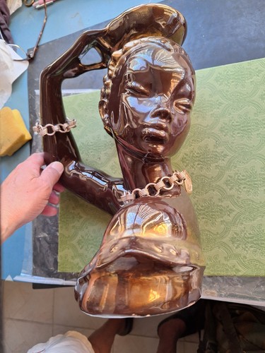 Scultura figura donna - donna, in