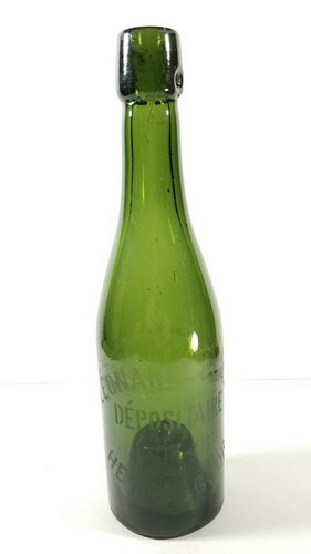 Antica bottiglia vino vuota - di,