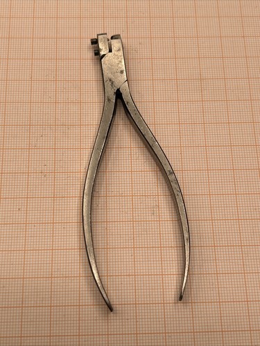 Attrezzi vintage orologiaio - attrezzi,