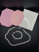 set swarovski angelic X Ariana Grande