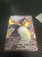 Charizard VMAX Shiny