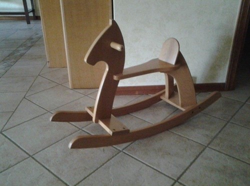 Cavallo dondolo pregiato - a,