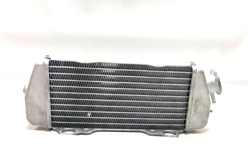 K07024100 radiatore destro - radiatore,