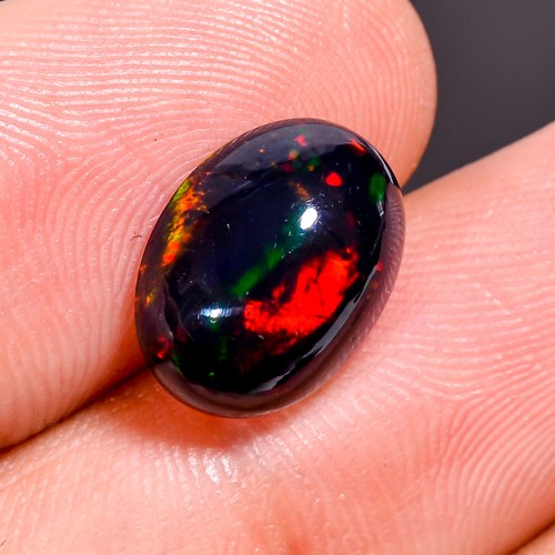 Opale etiope nero naturale