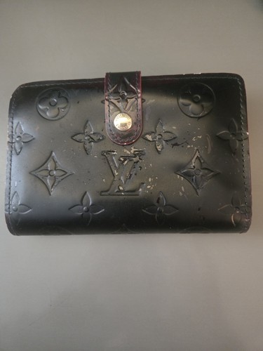 Black louis vuitton wallet - vuitton,