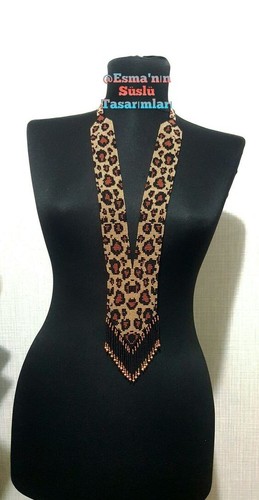 Bellissima collana fatta - , a