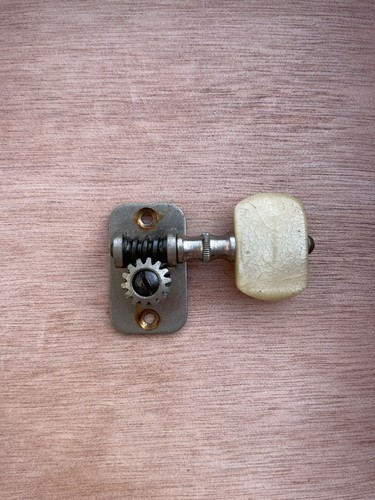 Accordatore chitarra tedesco