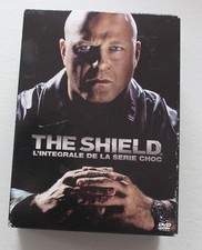 The Shield , l'intégrale des saisons 1 à 7 , box 28 DVD