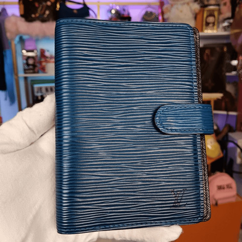 Louis vuitton porta - porta, passaporto