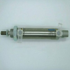 un mini cilindro nuovo FESTO