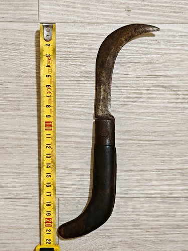Antica roncola scura - -,